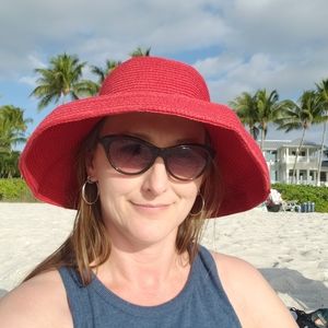 Meet your Posher, Celeste